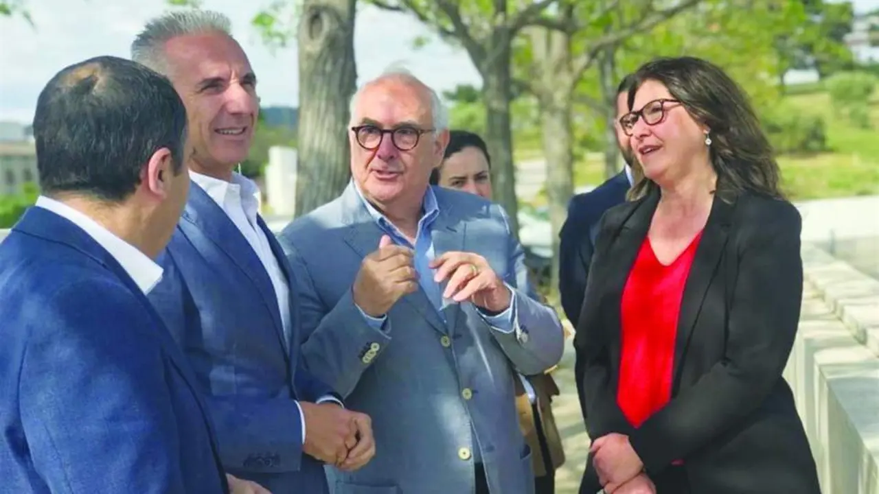 REPRESENTANTES DE LA JUNTA.  - EP