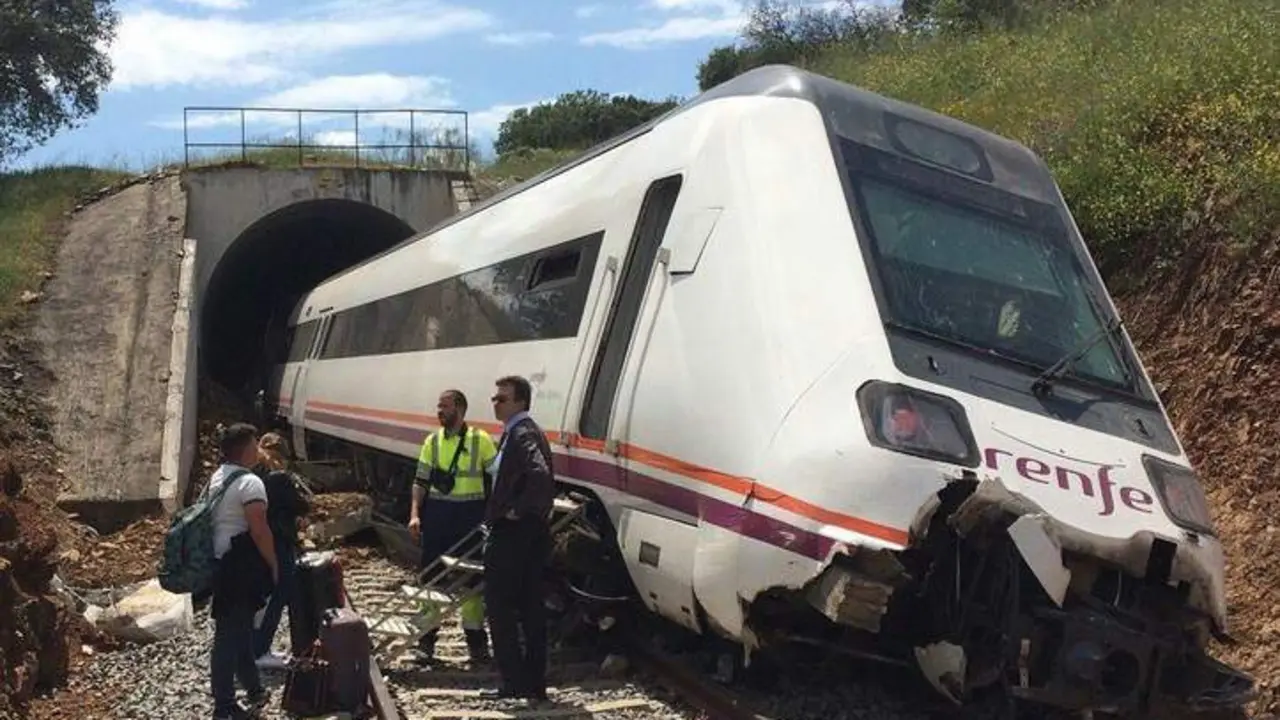 Accidente tren. - @rafaprades