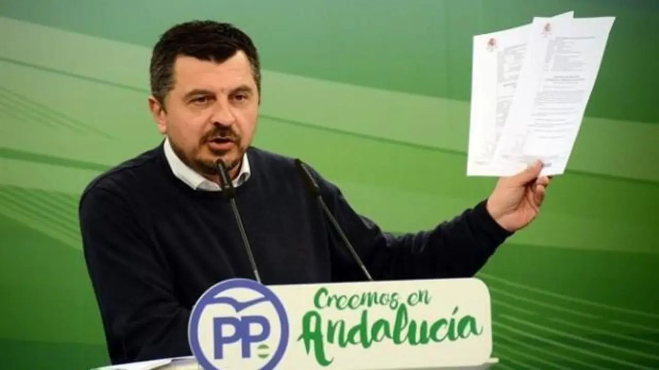 Toni Mart&iacute;n. - 