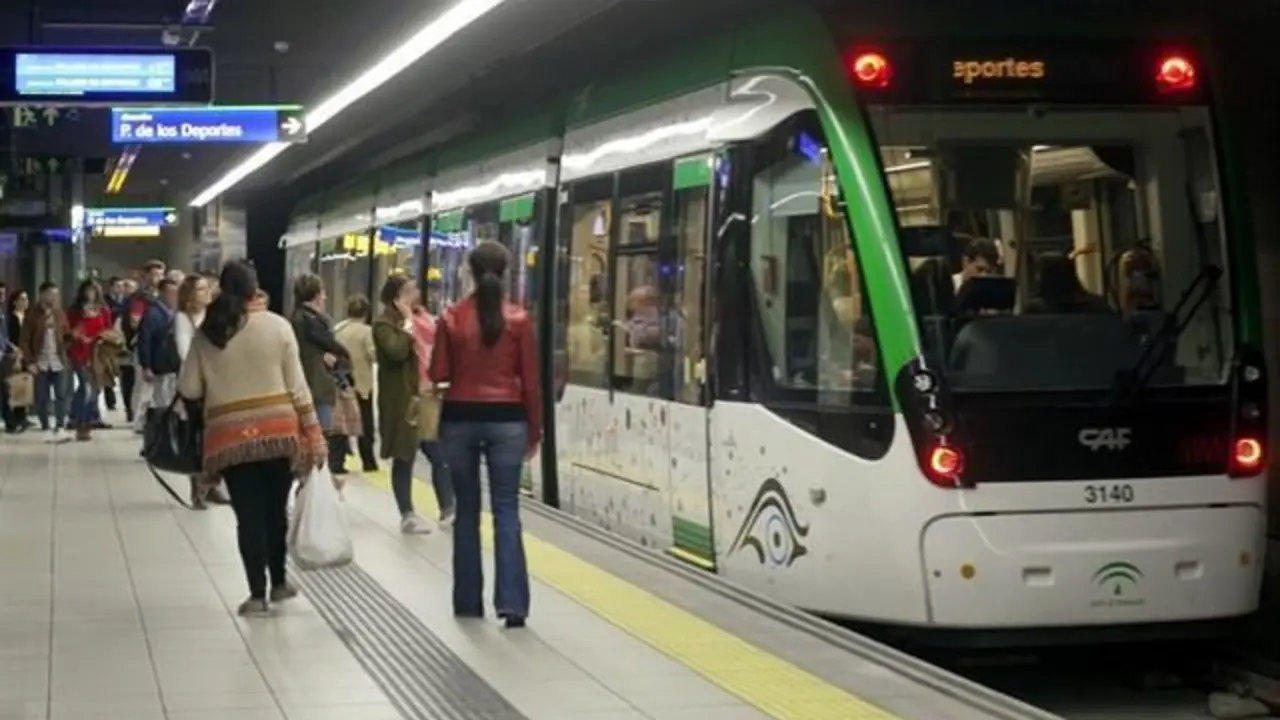Metro de M&aacute;laga.  - VM