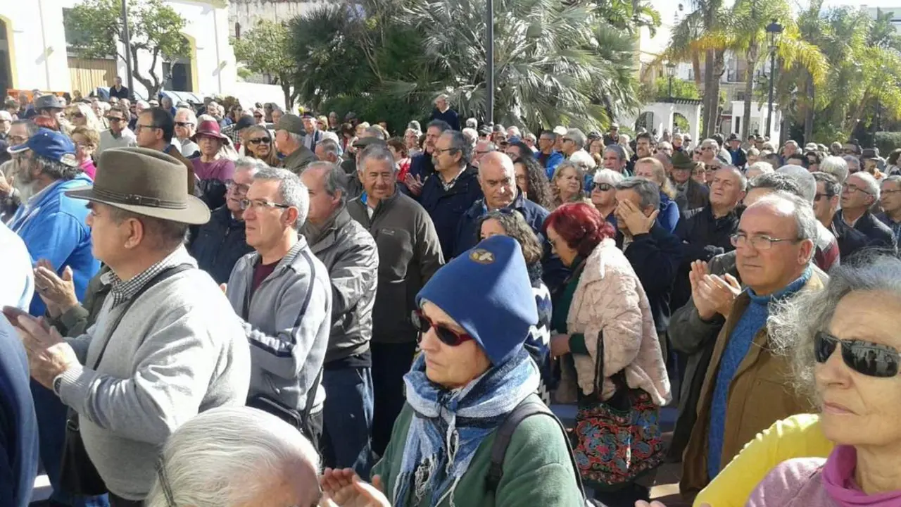 La Marea de Pensionistas y Jubilados en Peral - 