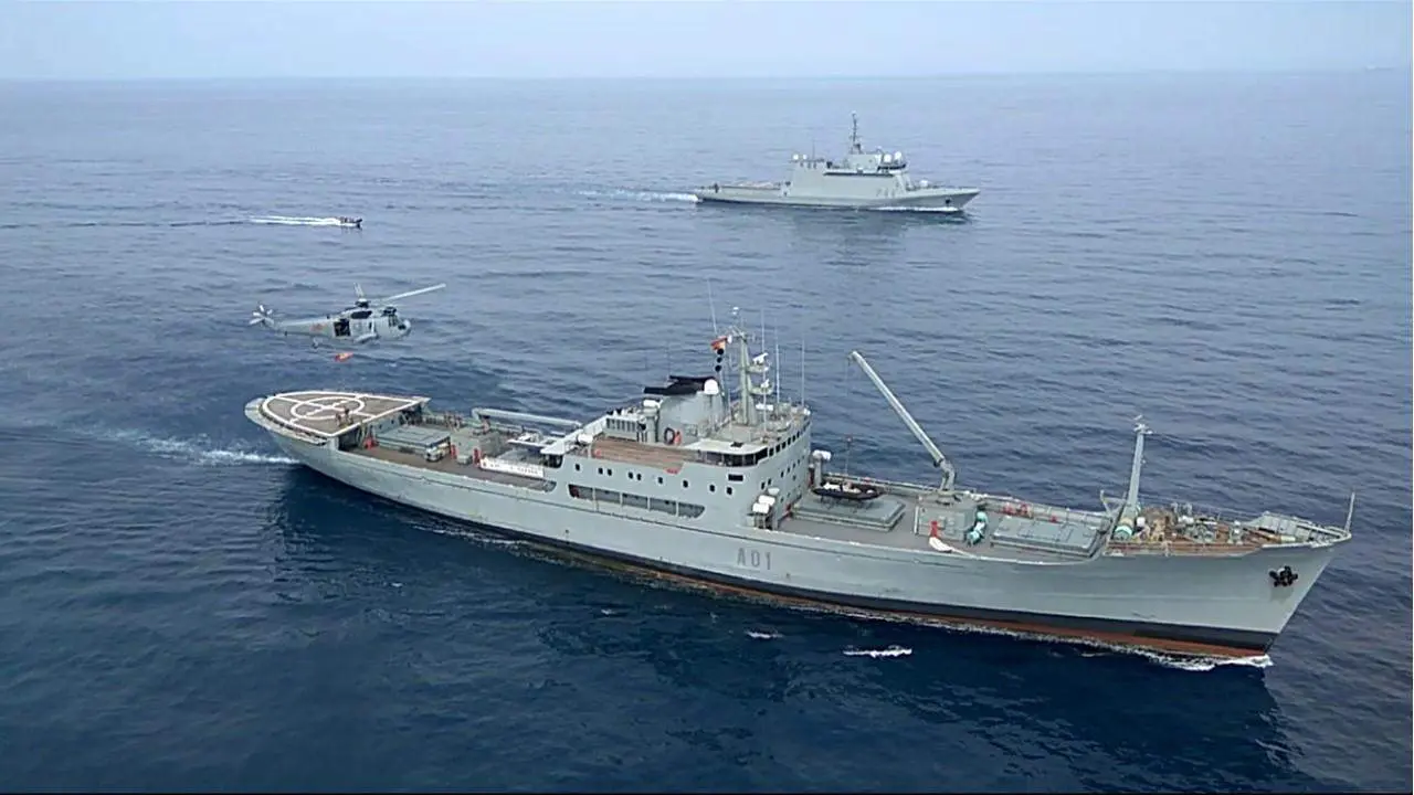 Pr&aacute;cticas en el Golfo de C&aacute;diz. - Armada.