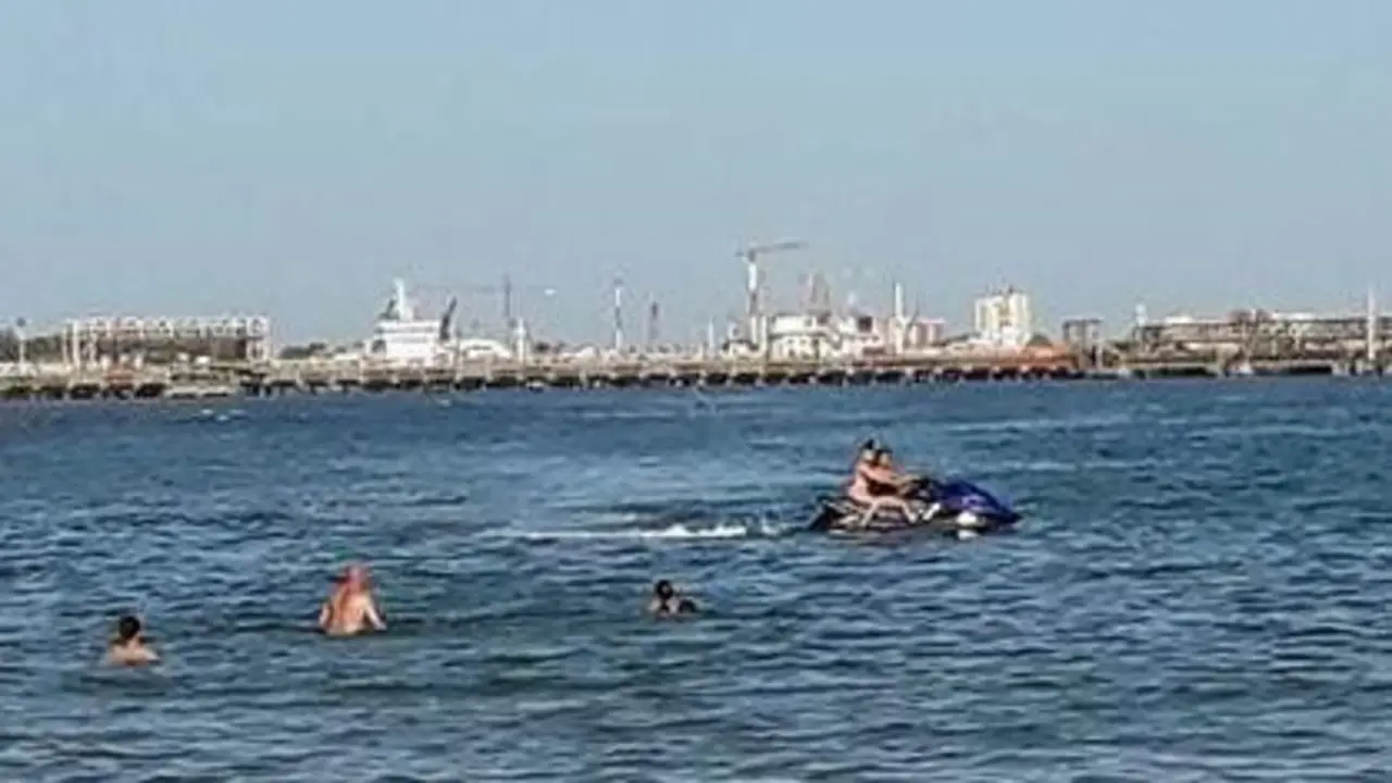 Moto de agua- - A.I.