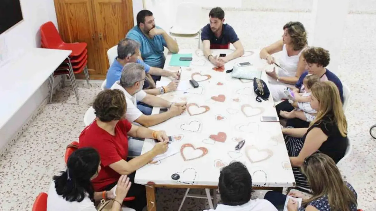 Un momento de la reuni&oacute;n - A. I.