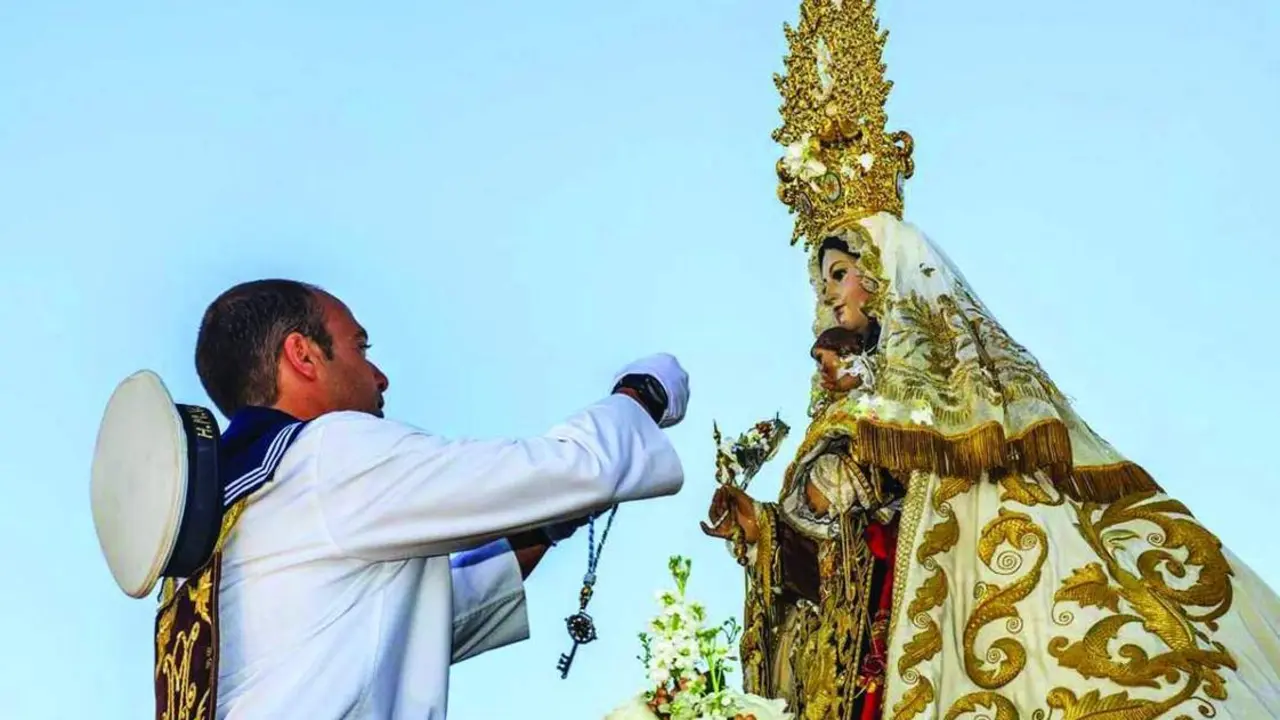 La Virgen del Carmen ya tiene las llaves