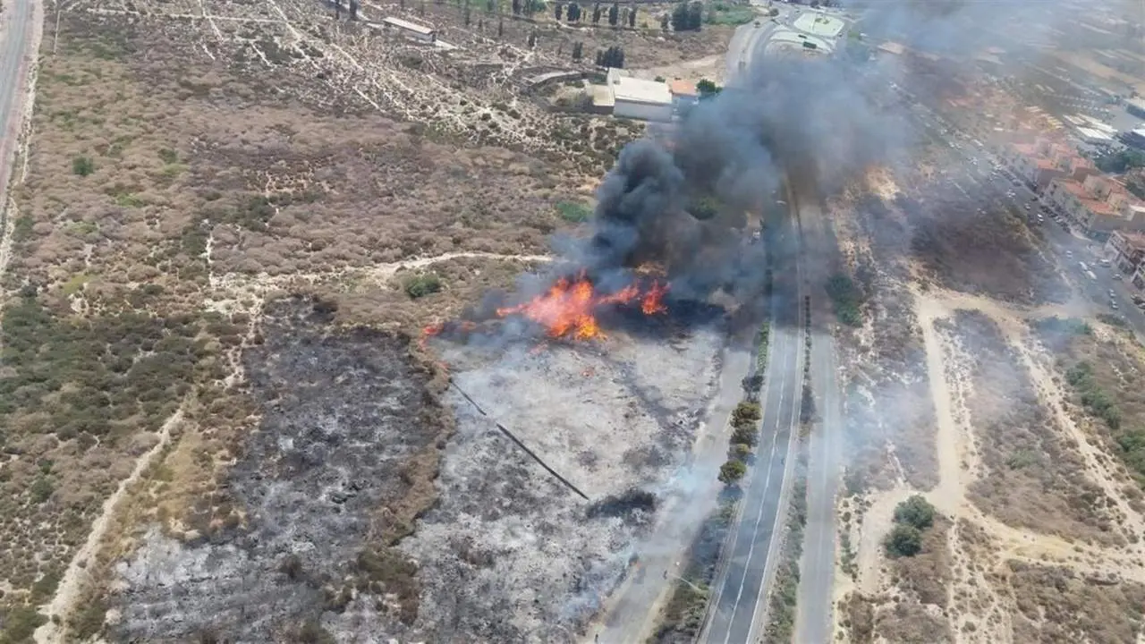 Fuego en Hu&eacute;rcal. - Infoca