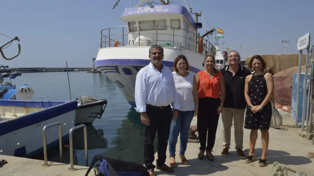 Visita al puerto. - Europa Press