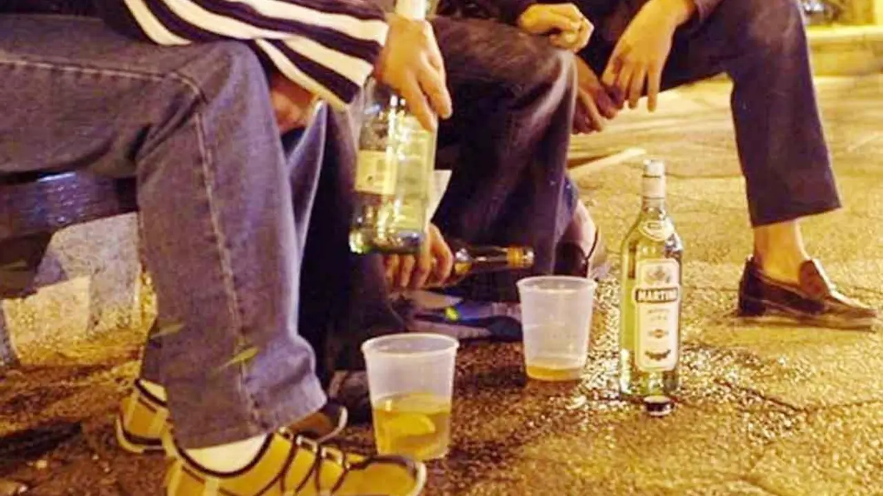 Propuestas de sanci&oacute;n por consumir alcohol en la calle - A. I.