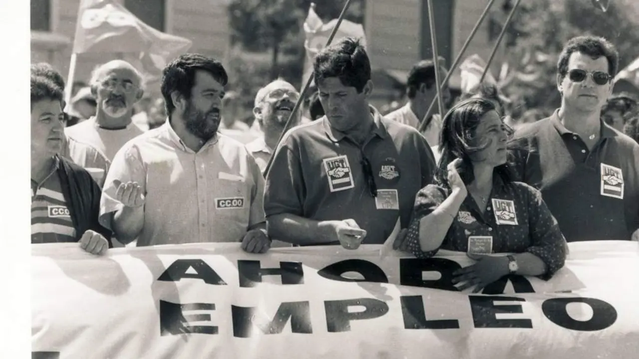 Juan P&eacute;rez y Carlos Dorante en una de las manifestaciones.  - Viva