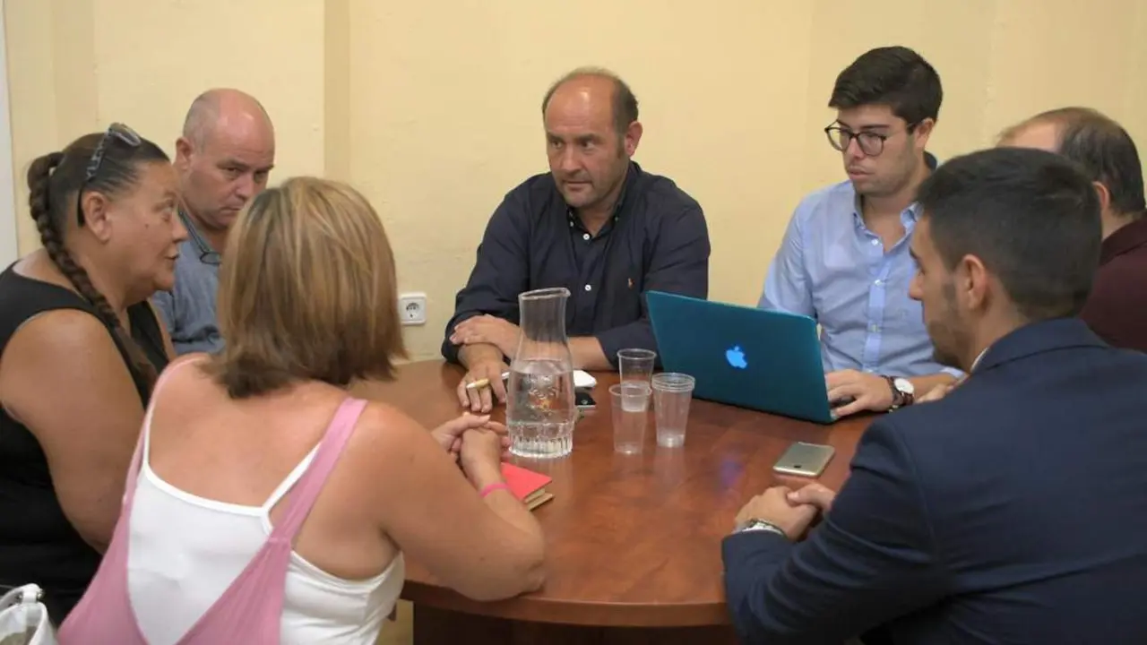 Reuni&oacute;n con la plataforma. - Viva