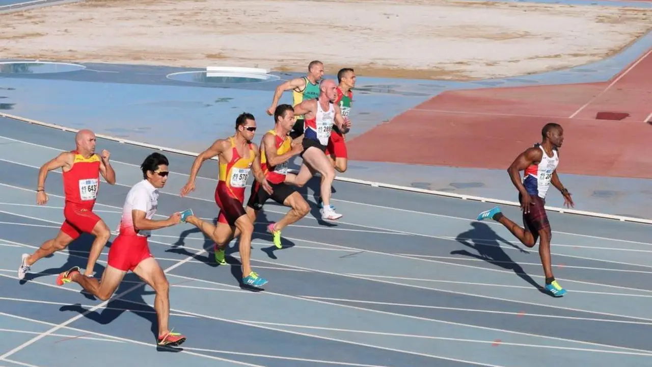 El velocista malague&ntilde;o Gregorio Mart&iacute;nez en 200 m. - M&Aacute;LAGA 2020
