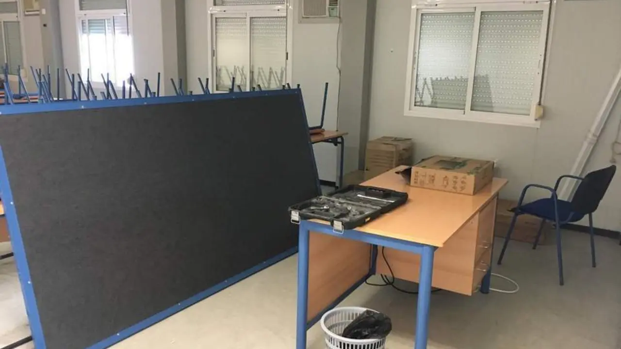 Estado de una de las aulas. - CSIF