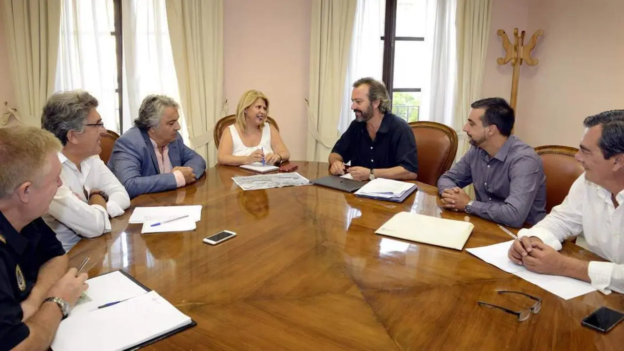 La alcaldesa se ha reunido con la productora de la serie - jerez.es