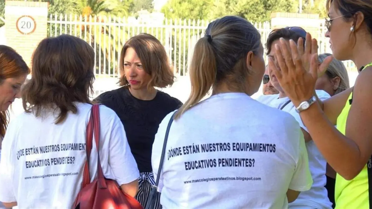 Con los padres y madres de escolares. - VM
