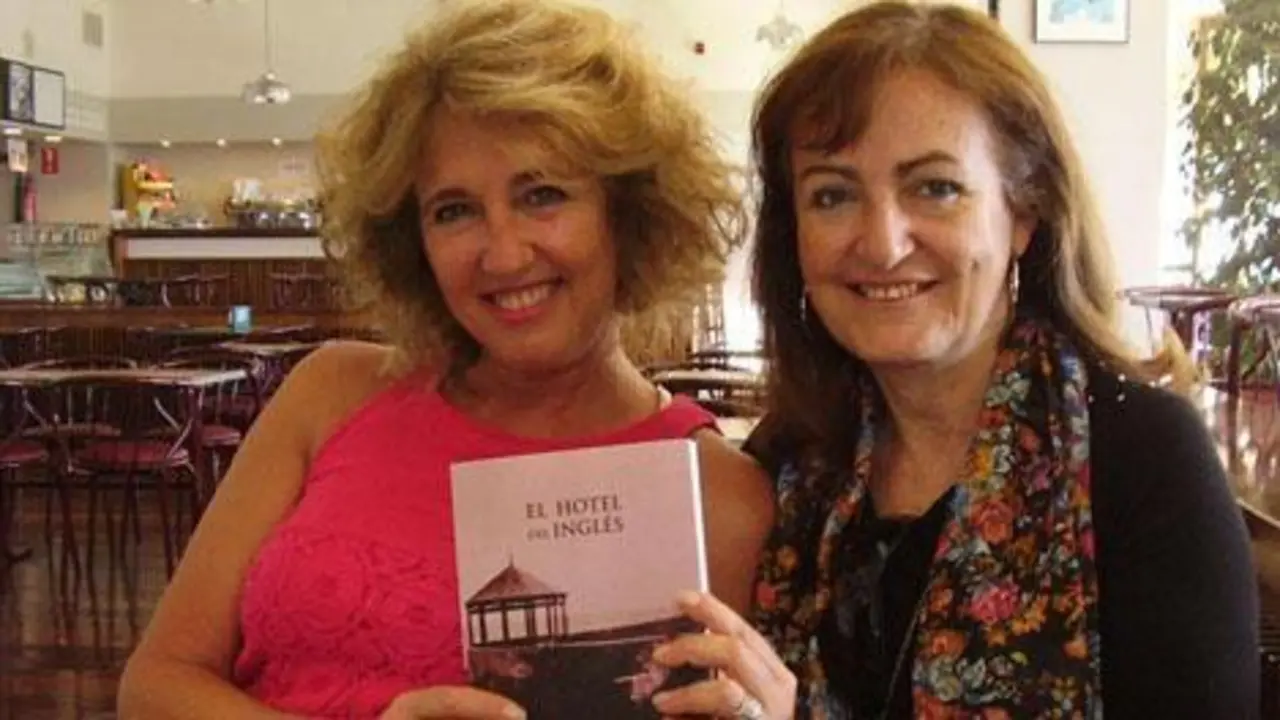 Carmen Enciso y Elo&iacute;sa Navas. - S. L&aacute;zaro