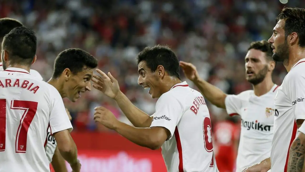 Celebraci&oacute;n de un gol sevillista. - Efe