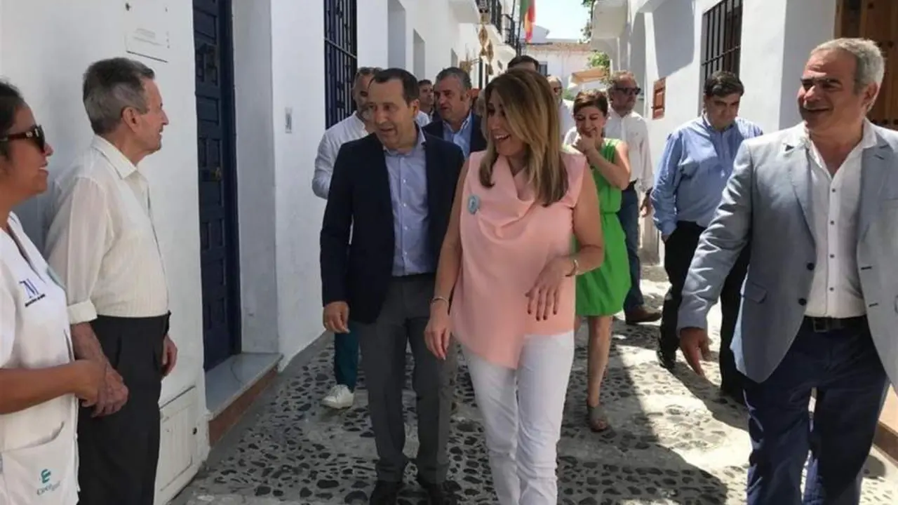 Jos&eacute; Luis Ruiz Espejo, delegado del Gobierno andaluz en M&aacute;laga, y Susana D&iacute;az, presidenta de la Junta - VM