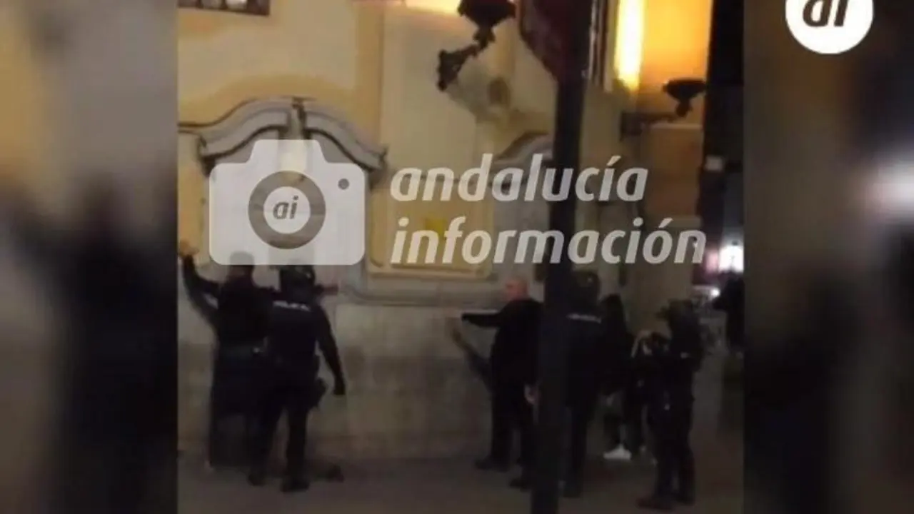 Los ultras, detenidos. - SSV