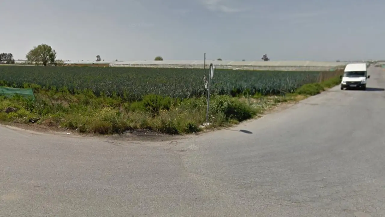 Cruce de la Calle G con la Carretera del Pr&aacute;ctico - A. I.