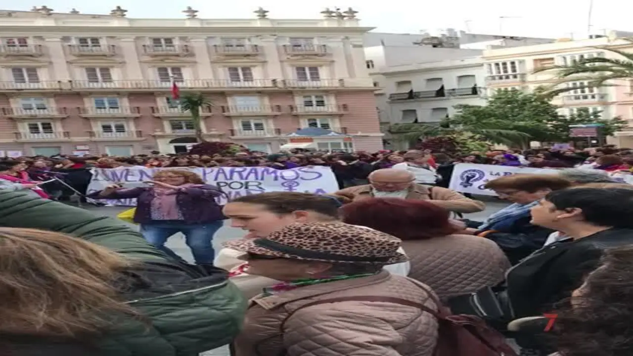 Uni&oacute;n y reivindicaci&oacute;n contra la violencia de g&eacute;nero