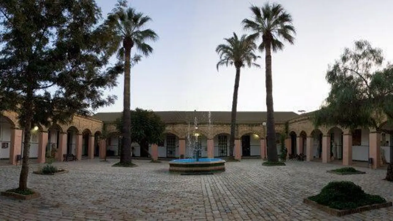 El patio de la Le&oacute;n Ortega. - VH