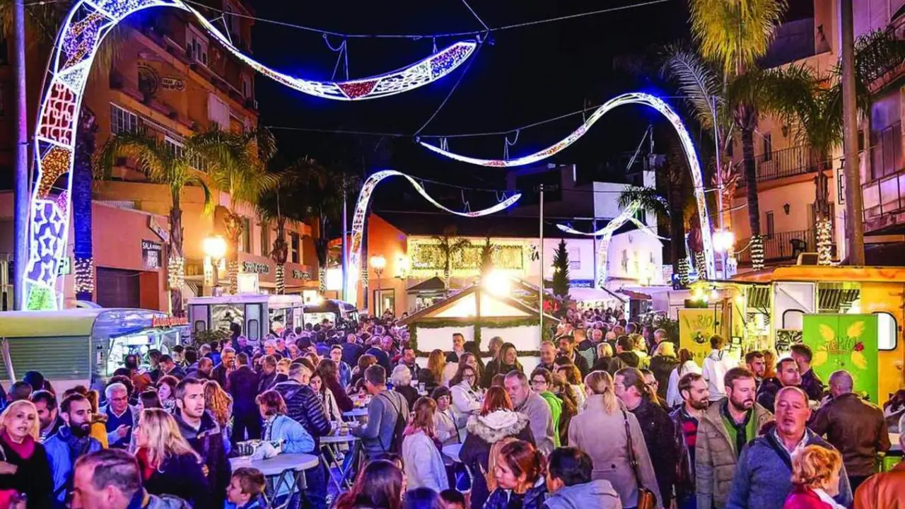 Alumbrado navide&ntilde;o en Torremolinos. - ROHU
