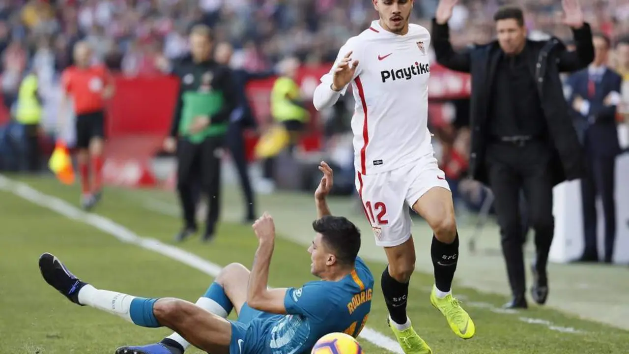 Sevilla y Atl&eacute;tico se reparten los puntos en un choque competido (1-1)