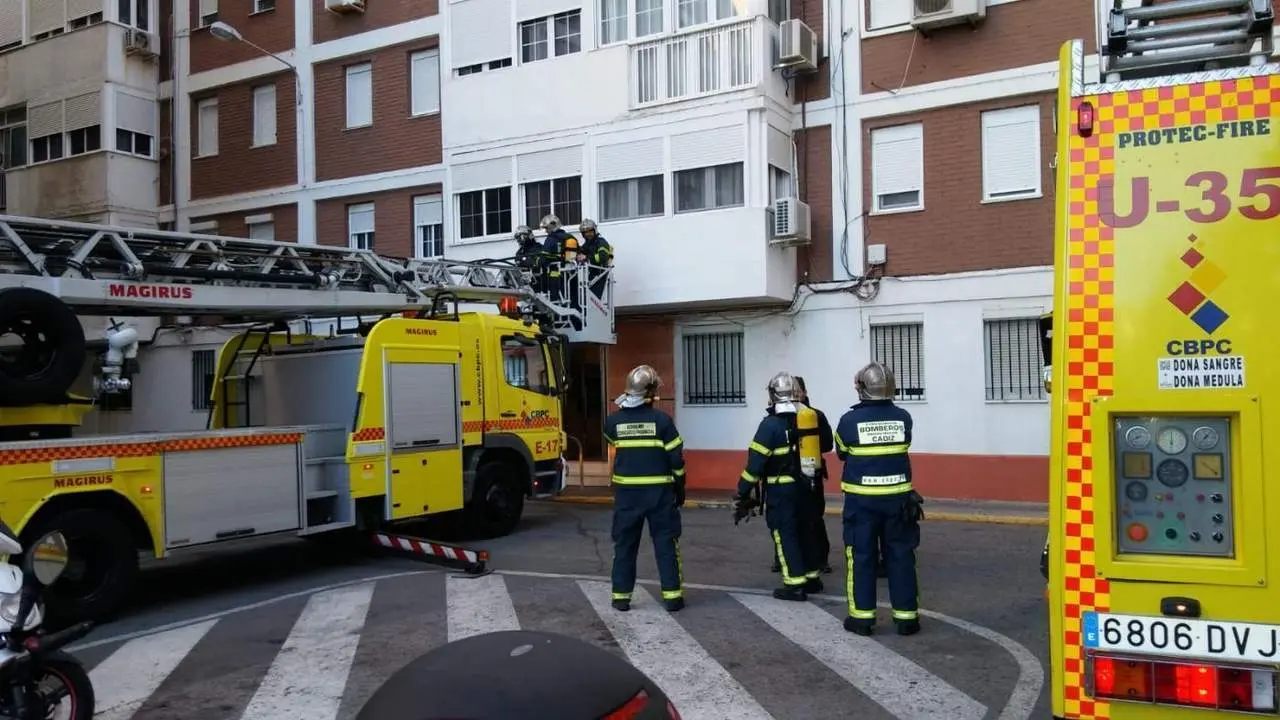 Efectivos actuando en Loreto. - Bomberos
