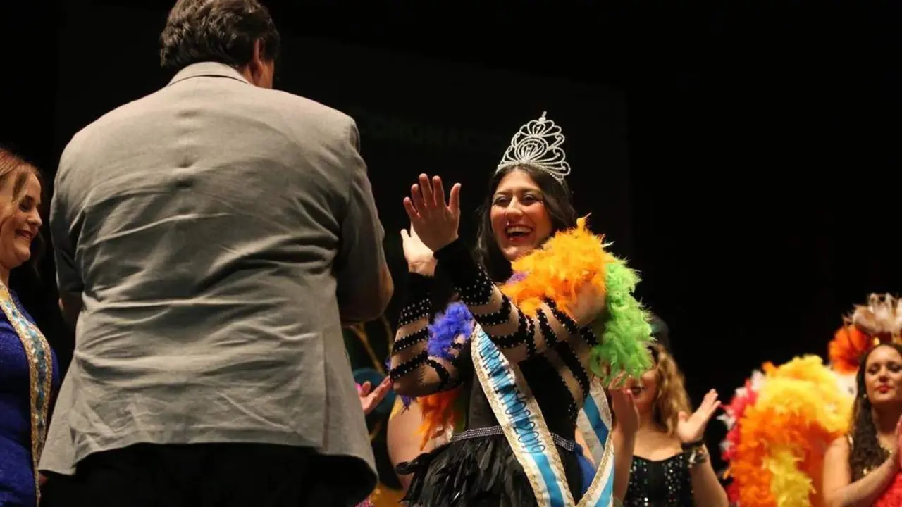 Claudia Morano e Irene Gonz&aacute;lez, choqueras del Carnaval Colombino