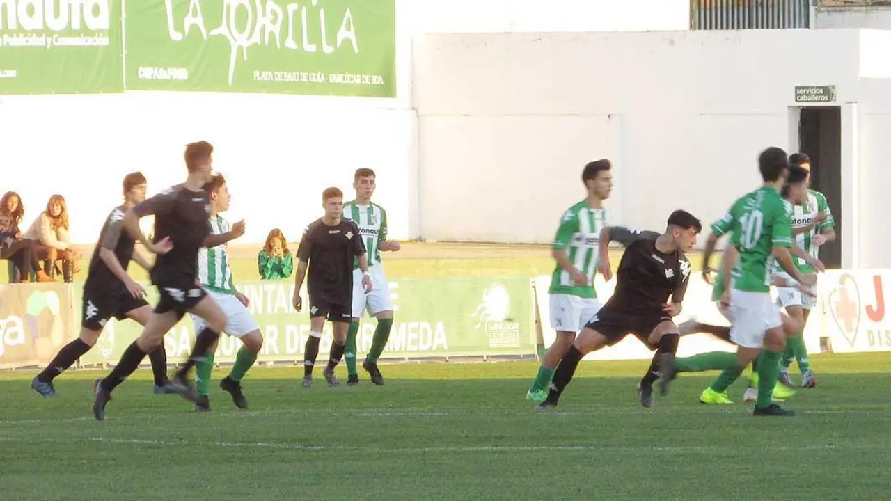 Una acci&oacute;n del partido disputado en El Palmar - Ra&uacute;l J. Bustillos