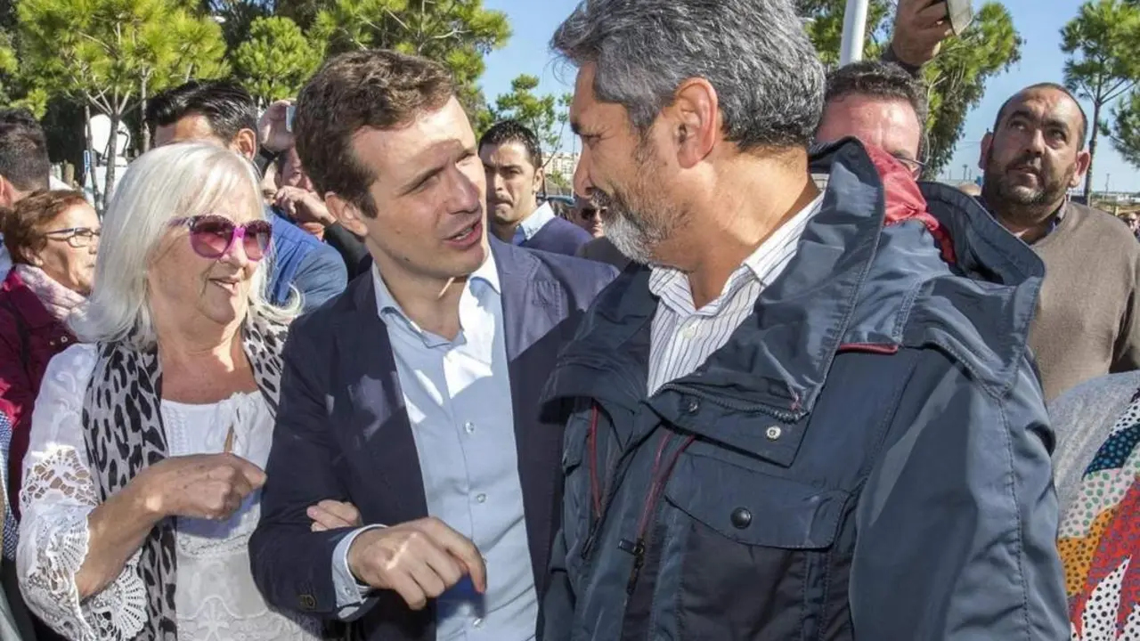 Pablo Casado y Juan Jos&eacute; Cort&eacute;s. - ep
