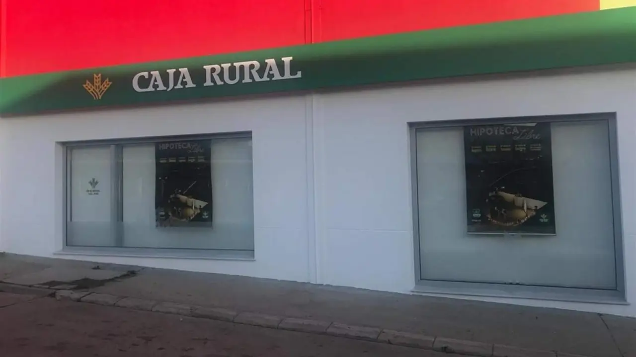 Caja Rural del Sur en Moguer. - VH