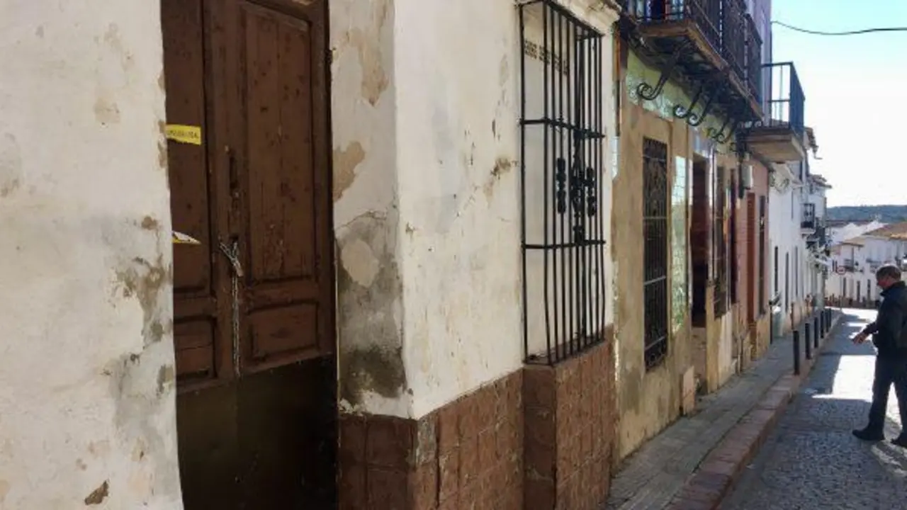 Calle El Duque de Valverde del Camino. - VH