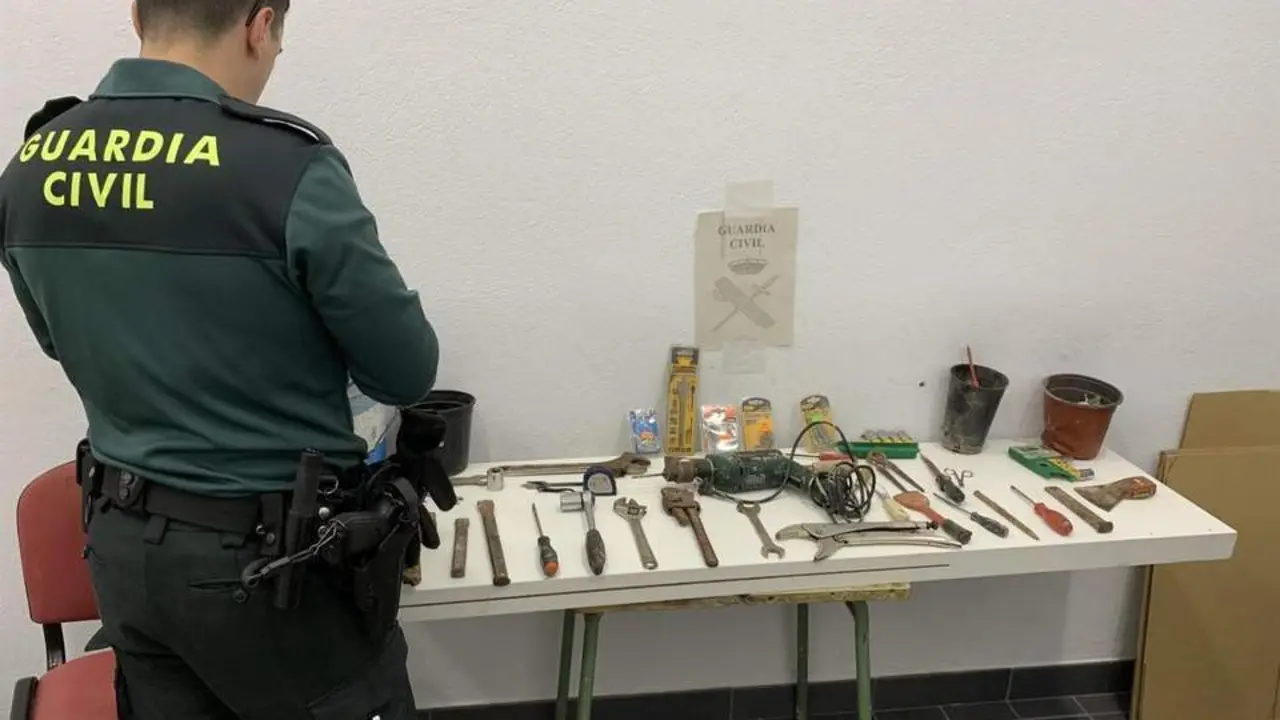 Material robado en Gibrale&oacute;n. - VH