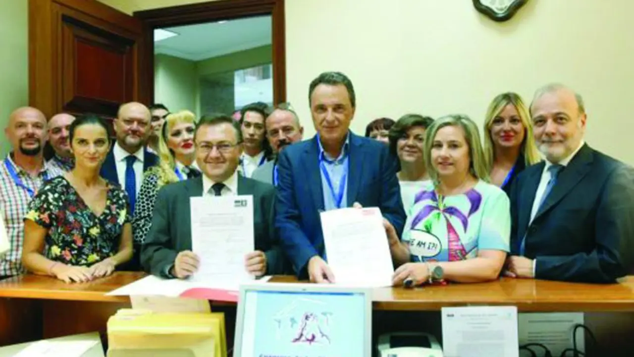 Presentaci&oacute;n de la PNL en el Congreso de los Diputados. - V.M.