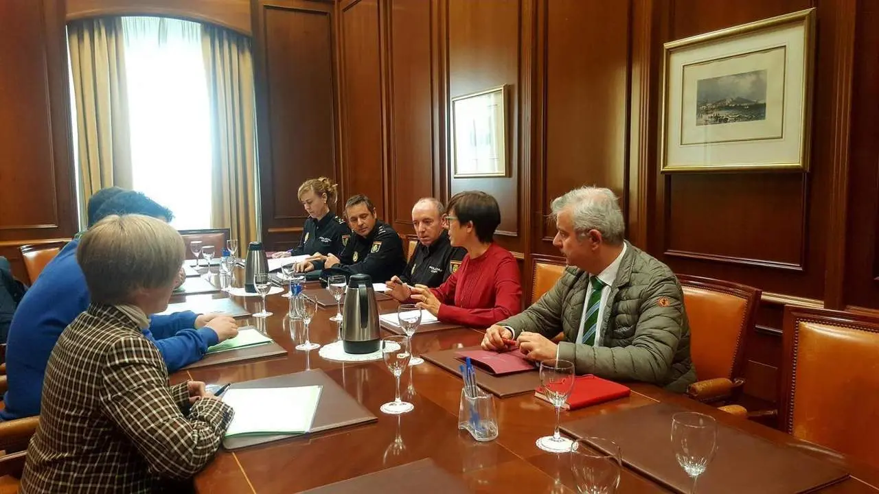 Reuni&oacute;n sobre seguridad. - Europa Press