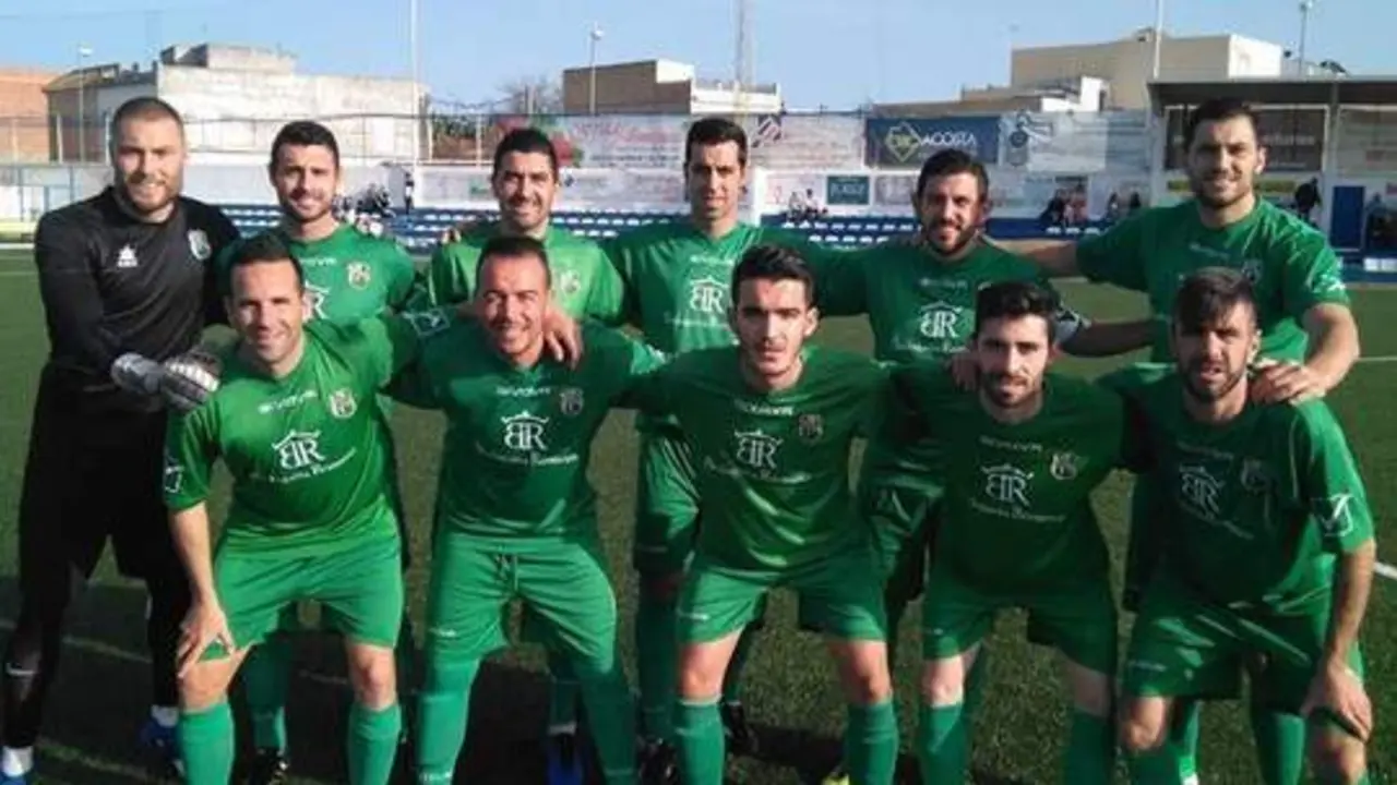 El equipo titular del C.D. Rota en el Viso del Alcor. - Viva Rota