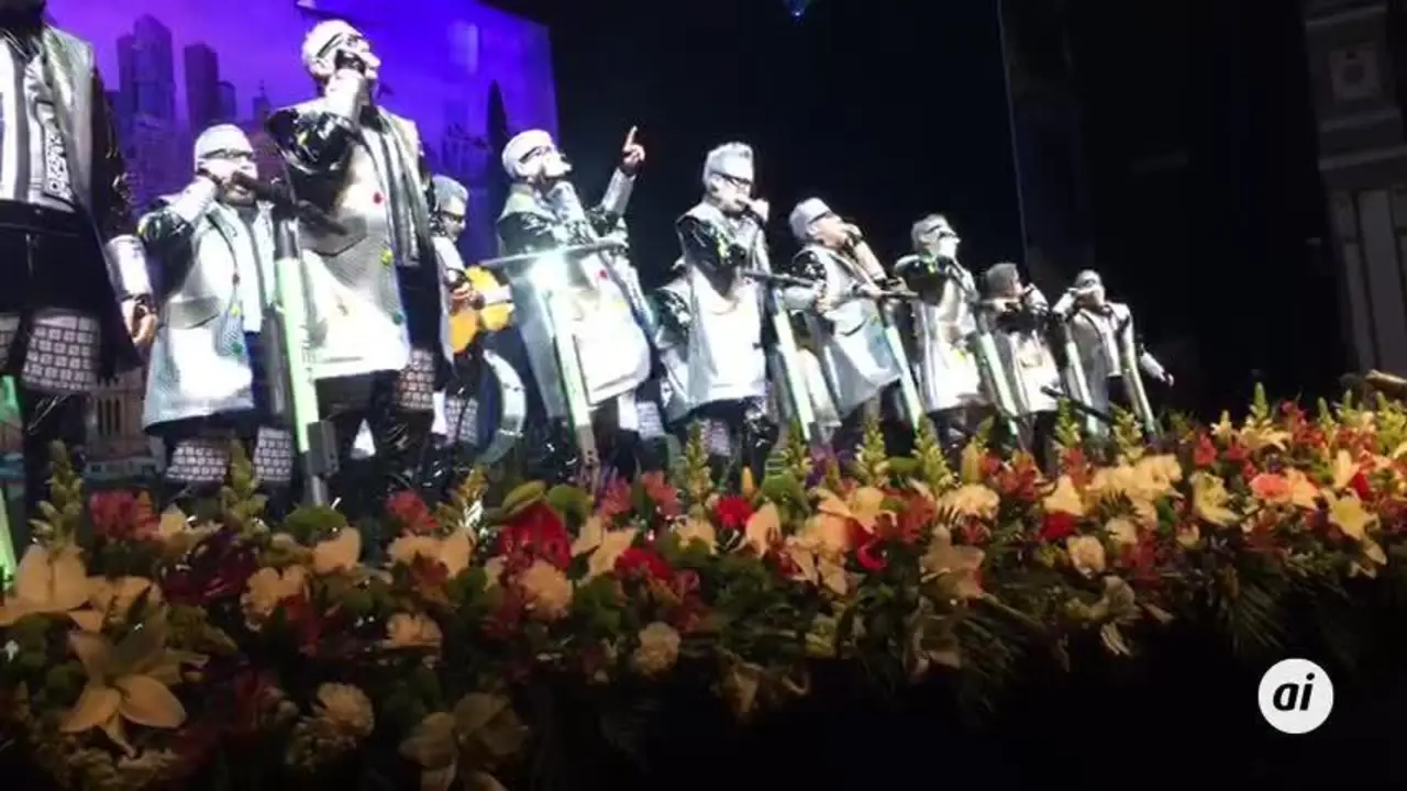 Batalla de coplas sobre las tablas del Teatro Cervantes