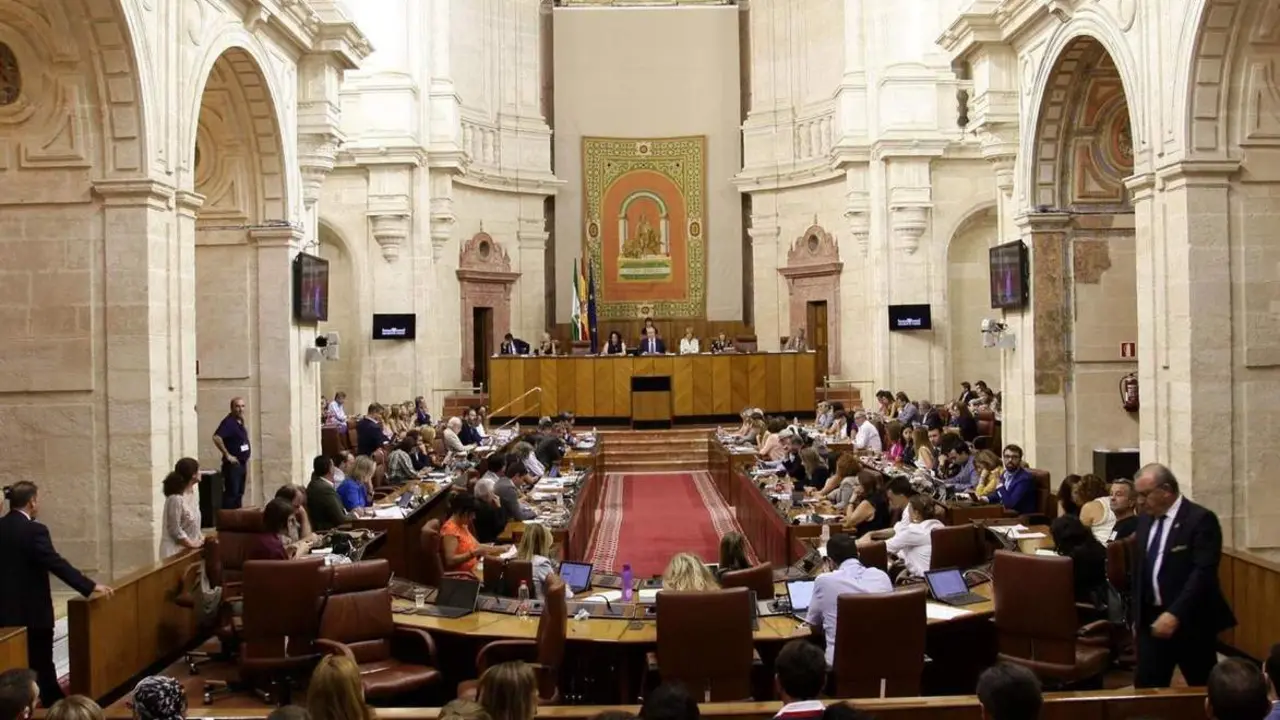 PArlamento. - europa press