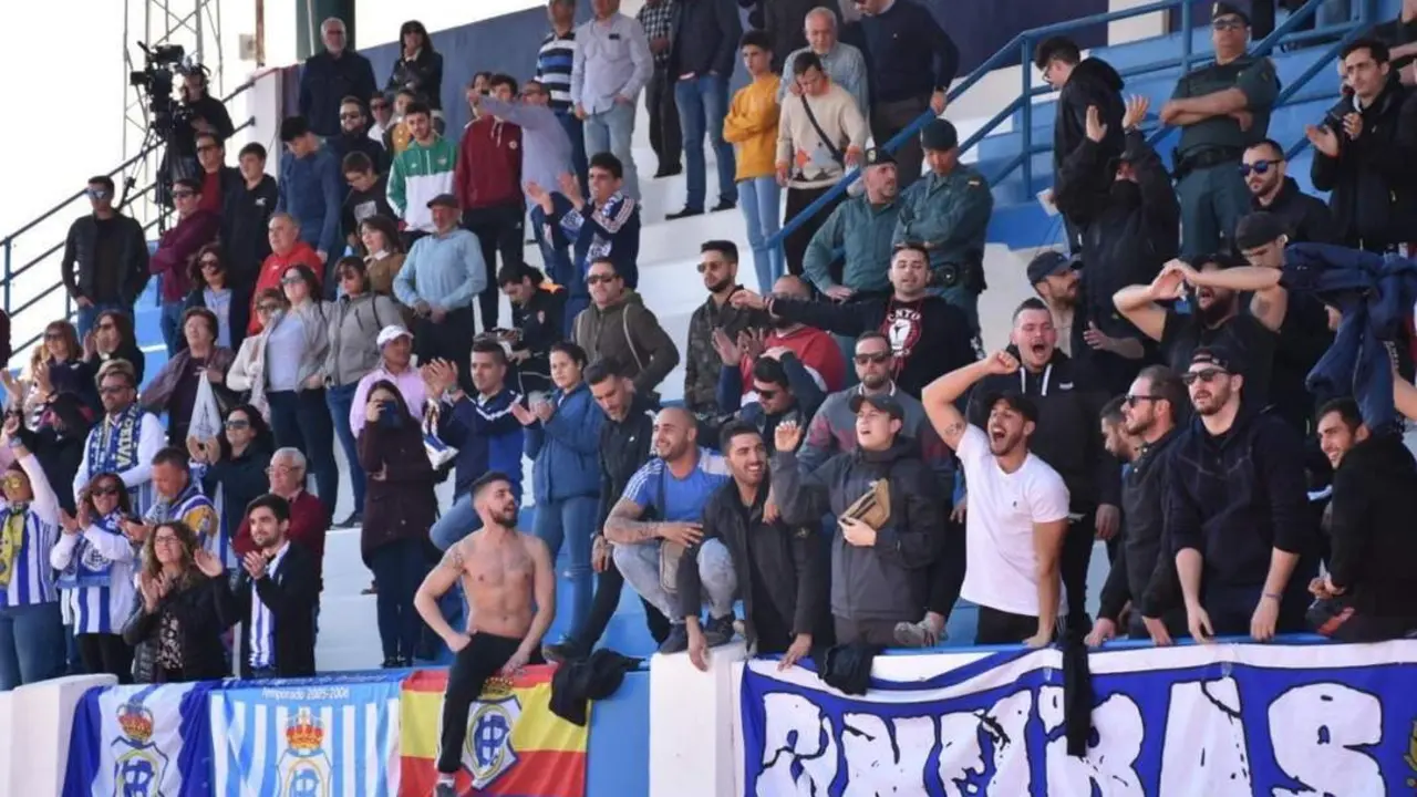 Aficionados del Recre en Jumilla. - TENOR