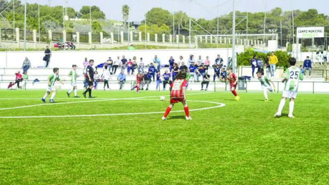 Partido de los alevines del Juventud Torremolinos. - ROHU