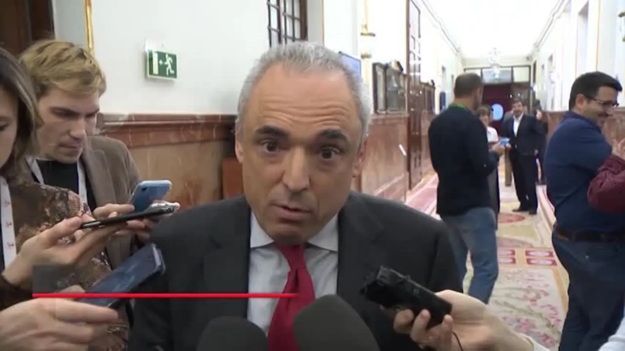 El CIS de febrero dispara la ventaja del PSOE sobre Ciudadanos y PP