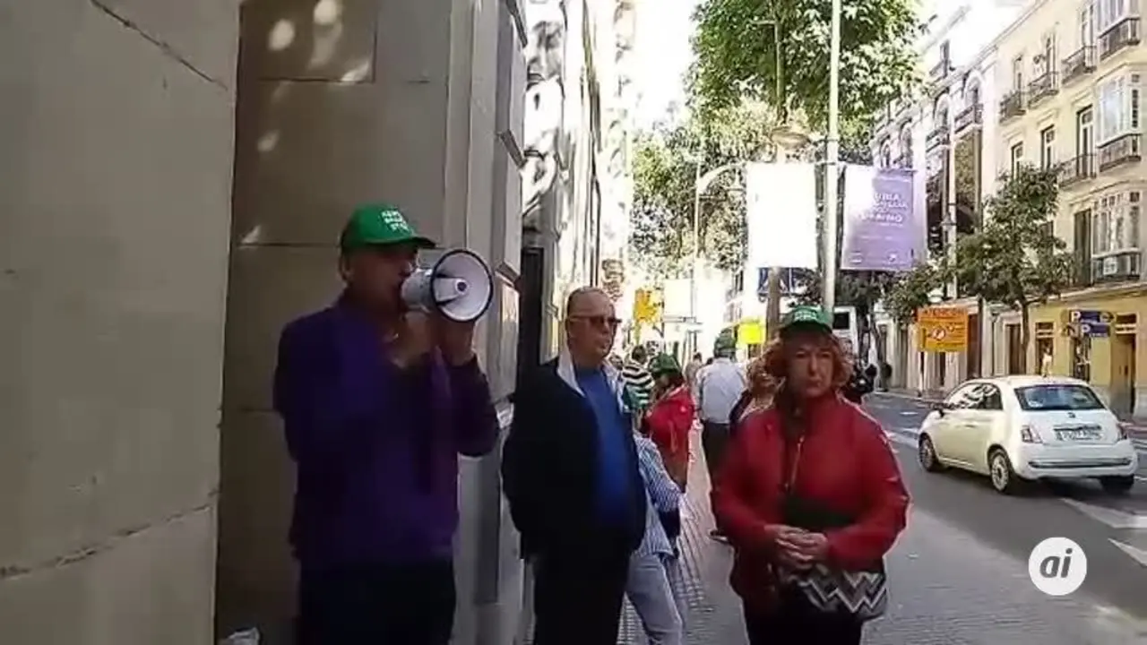 Firmas para exigir a la Junta que cumpla con la renta b&aacute;sica