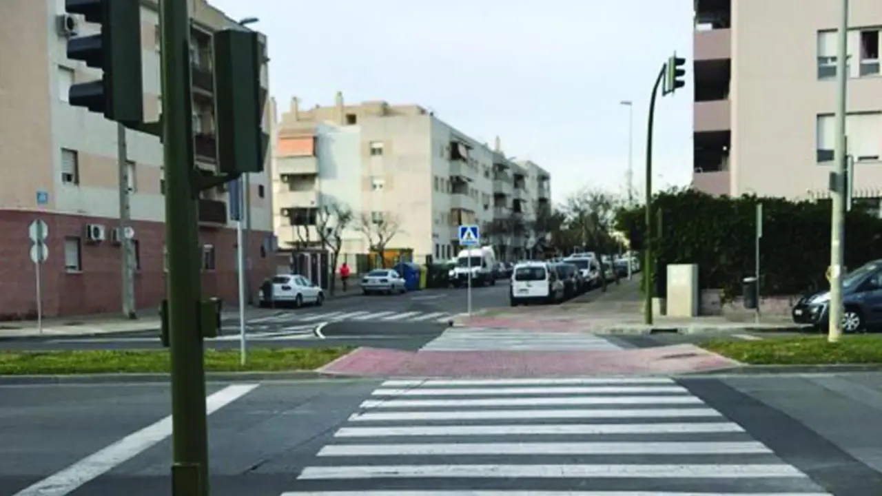 Imagen del nuevo cruce semaf&oacute;rico.  - Redes sociales