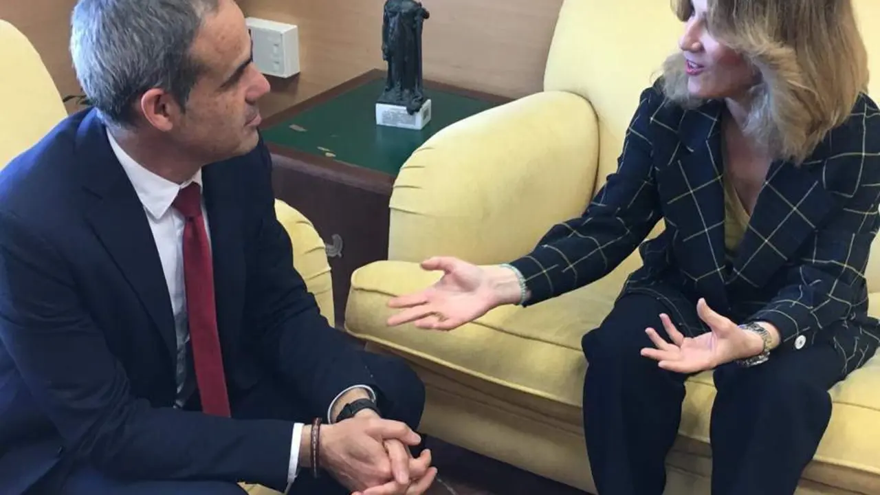 Jos&eacute; Pacheco y Ana Mestre reunidos. - SG