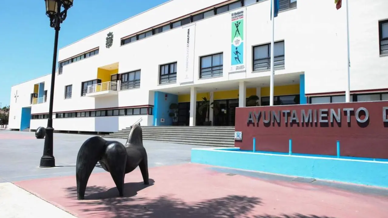 Ayuntamiento Torremolinos. - V.M.