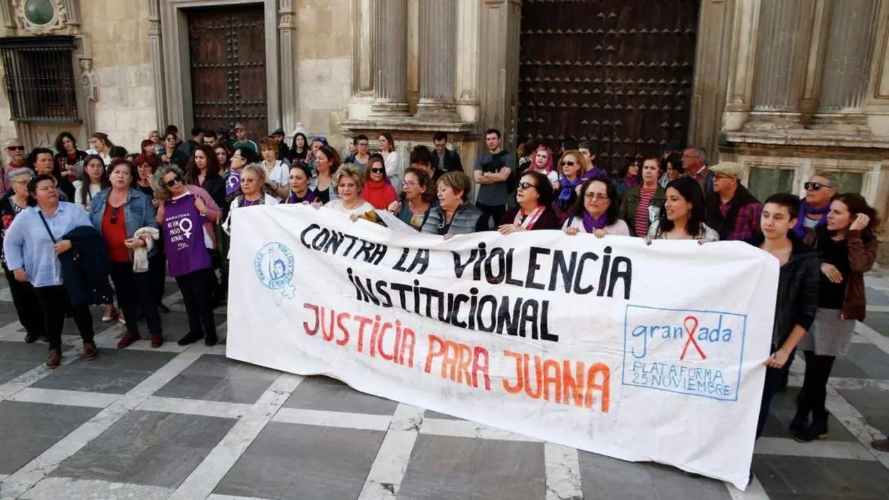 Manifestaci&oacute;nd e apoyo a Juana Rivas. - Europa Press