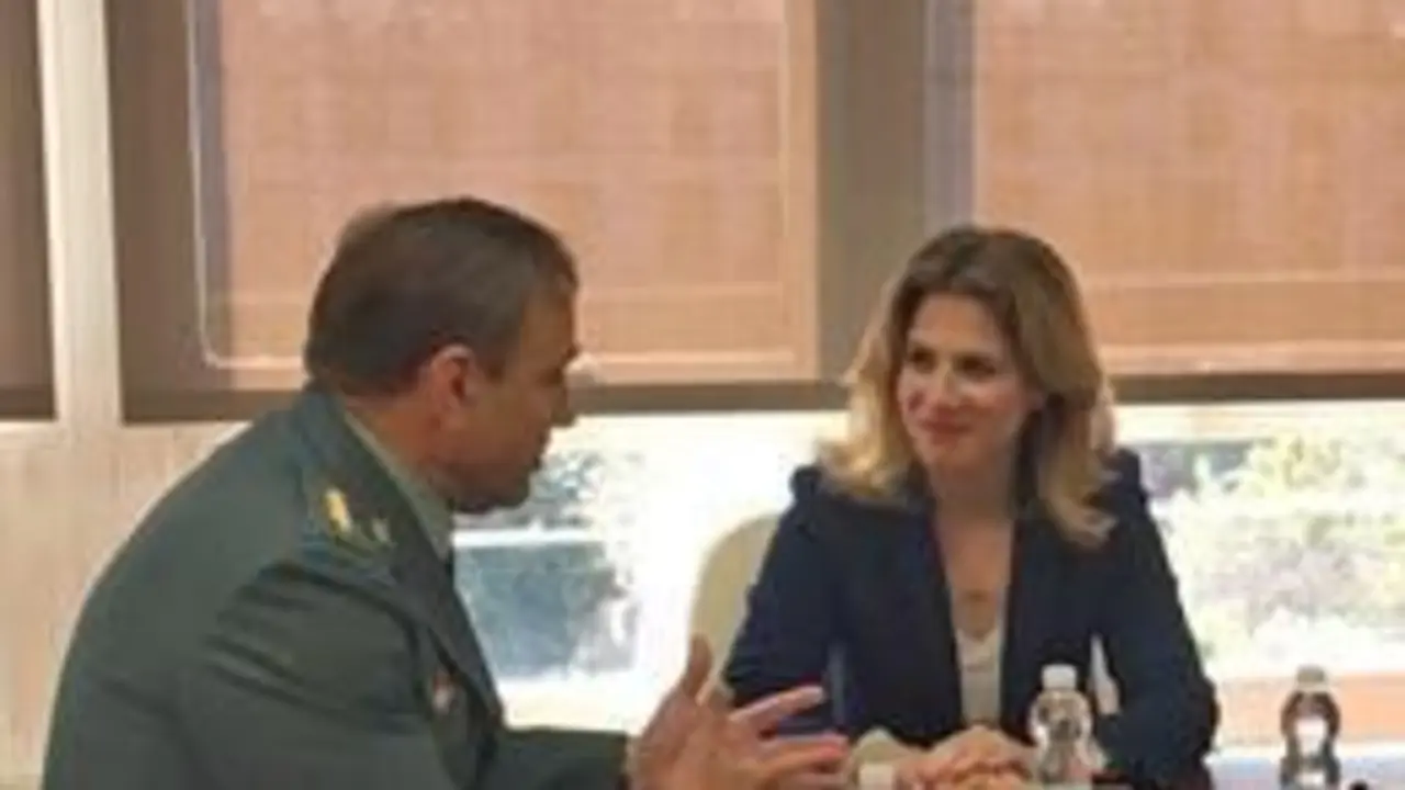 Reuni&oacute;n de la delegada con el jefe de la Comandancia. - JA