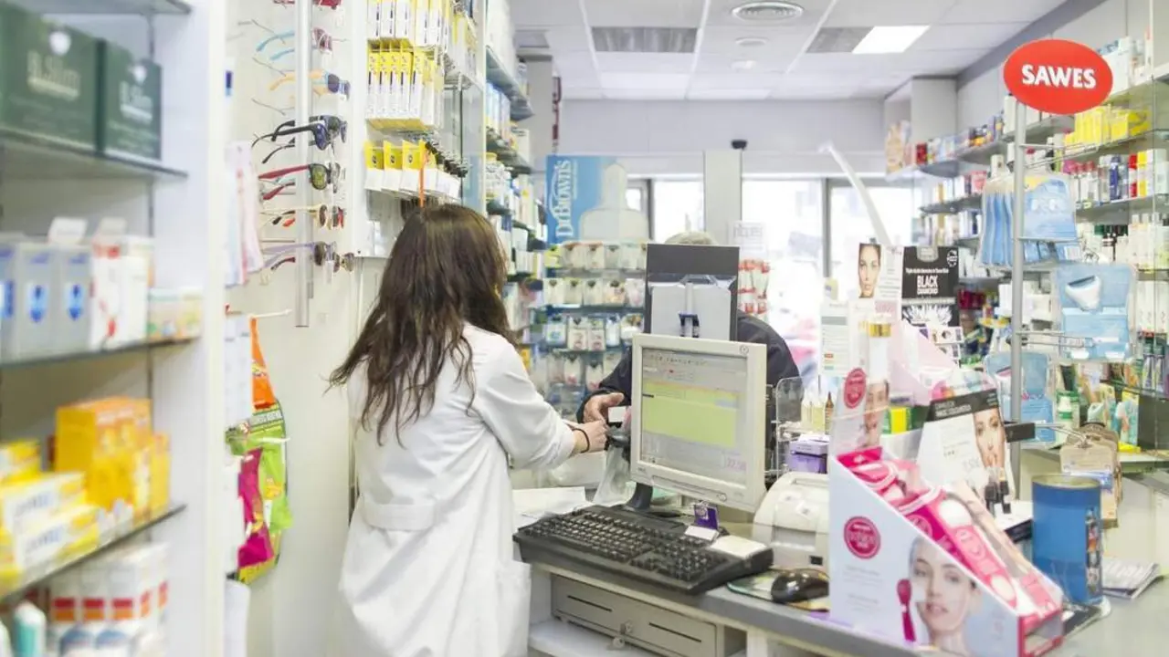 La administraci&oacute;n del mismo medicamento en todas las farmacias mejora la adherencia al tratamiento. - E. P.