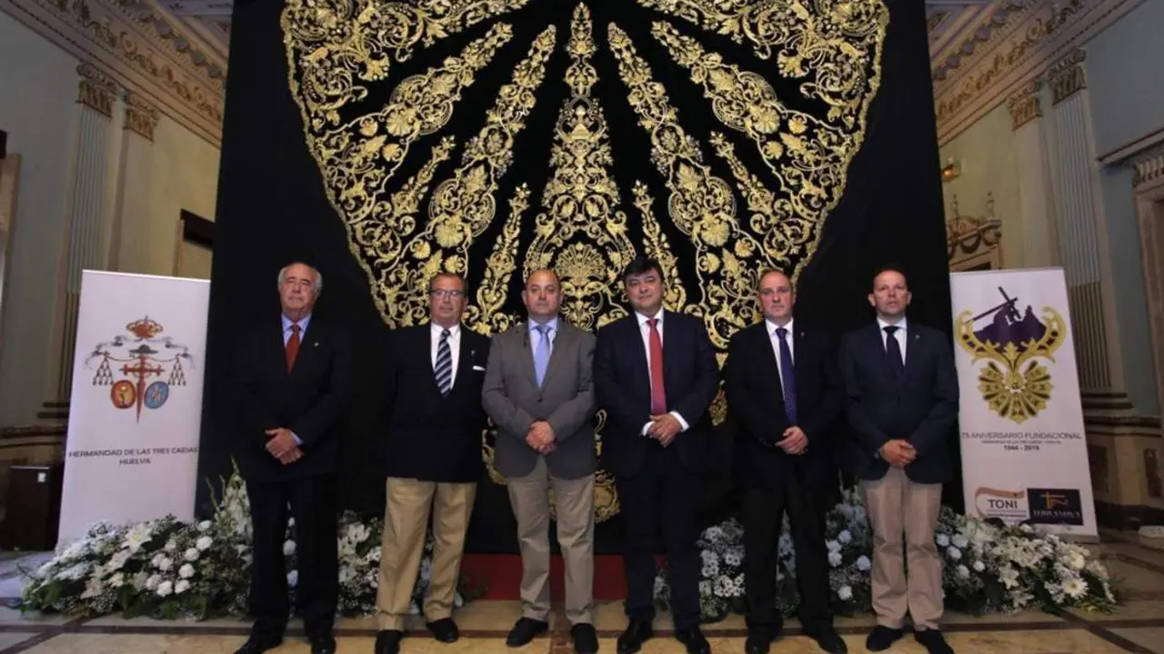 Presentaci&oacute;n oficial en el Ayuntamiento. - VH